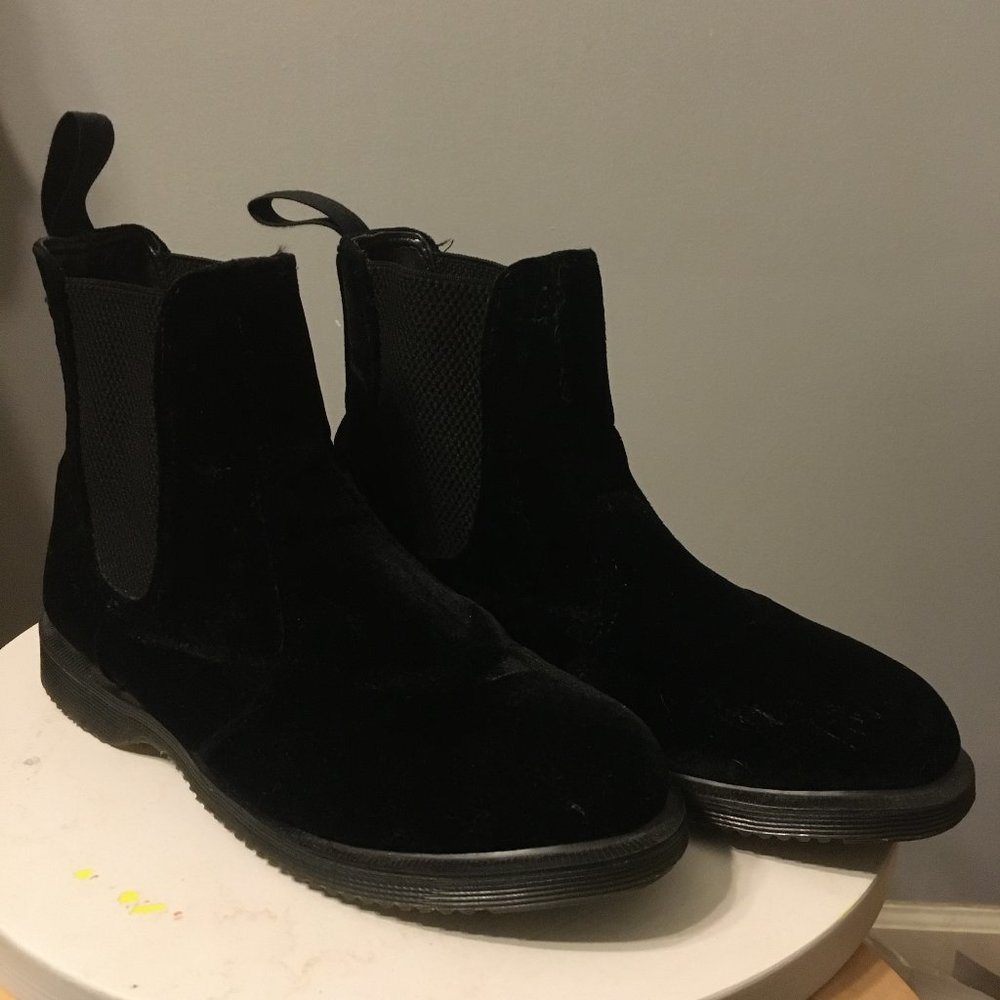 Dr Martens Chelsea Velvet Flora Boots
